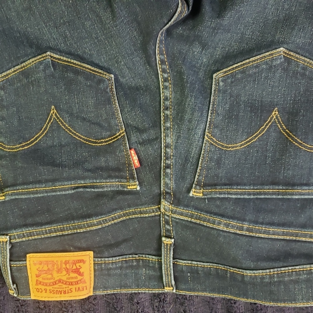 Levi jeans